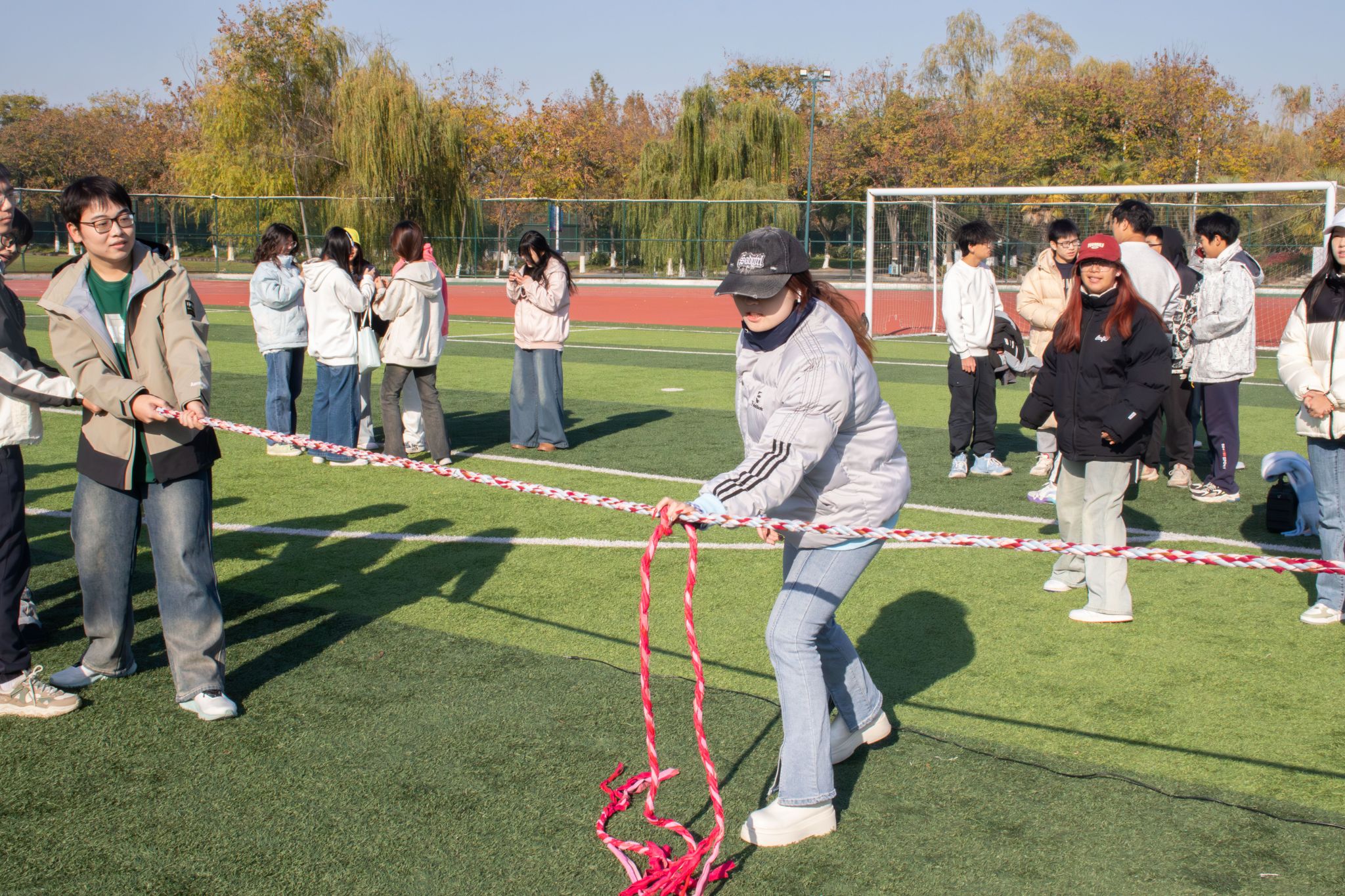 开云kaiyun-拔河比赛：团队合作展现无尽力量的简单介绍