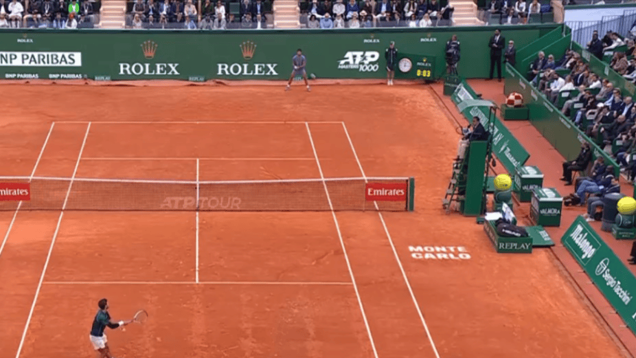 网球大师赛：传奇选手再度问鼎王座