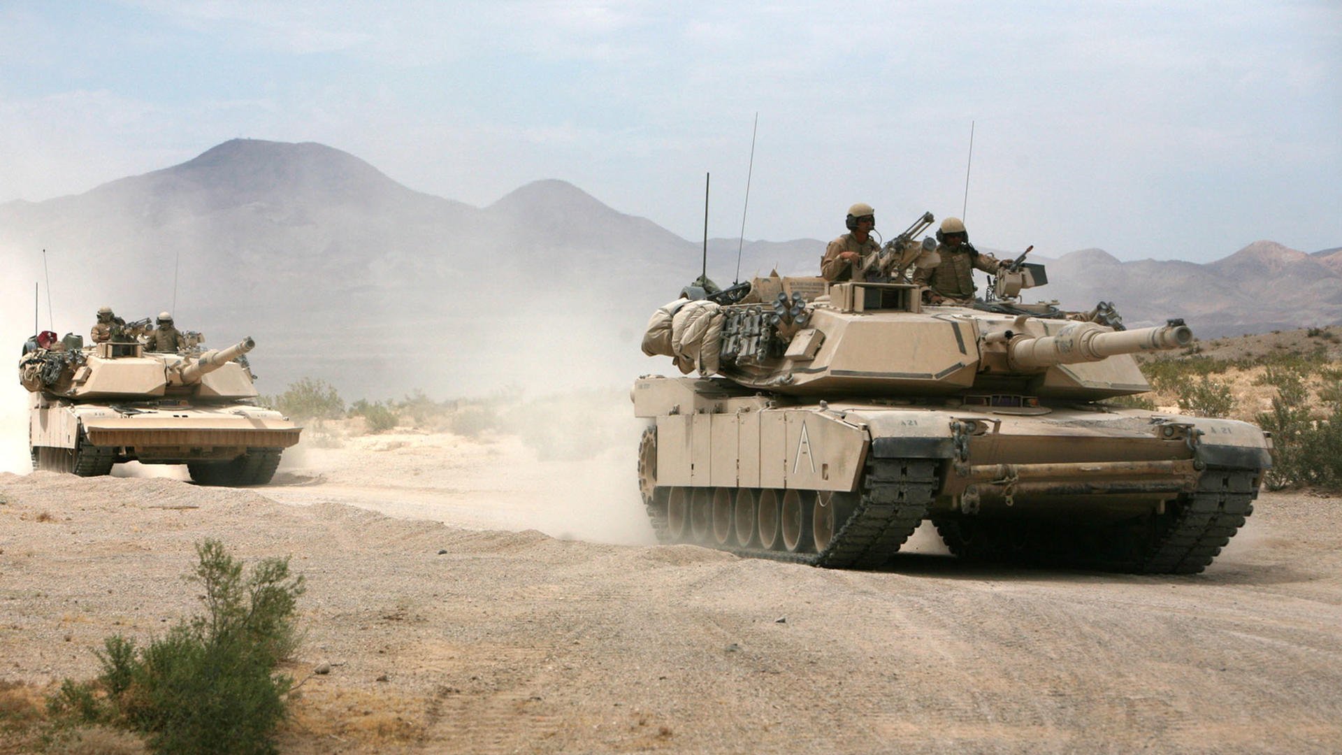 勇士球员集体挑战“无声训练日”，提升非语言沟通，勇士主场音效