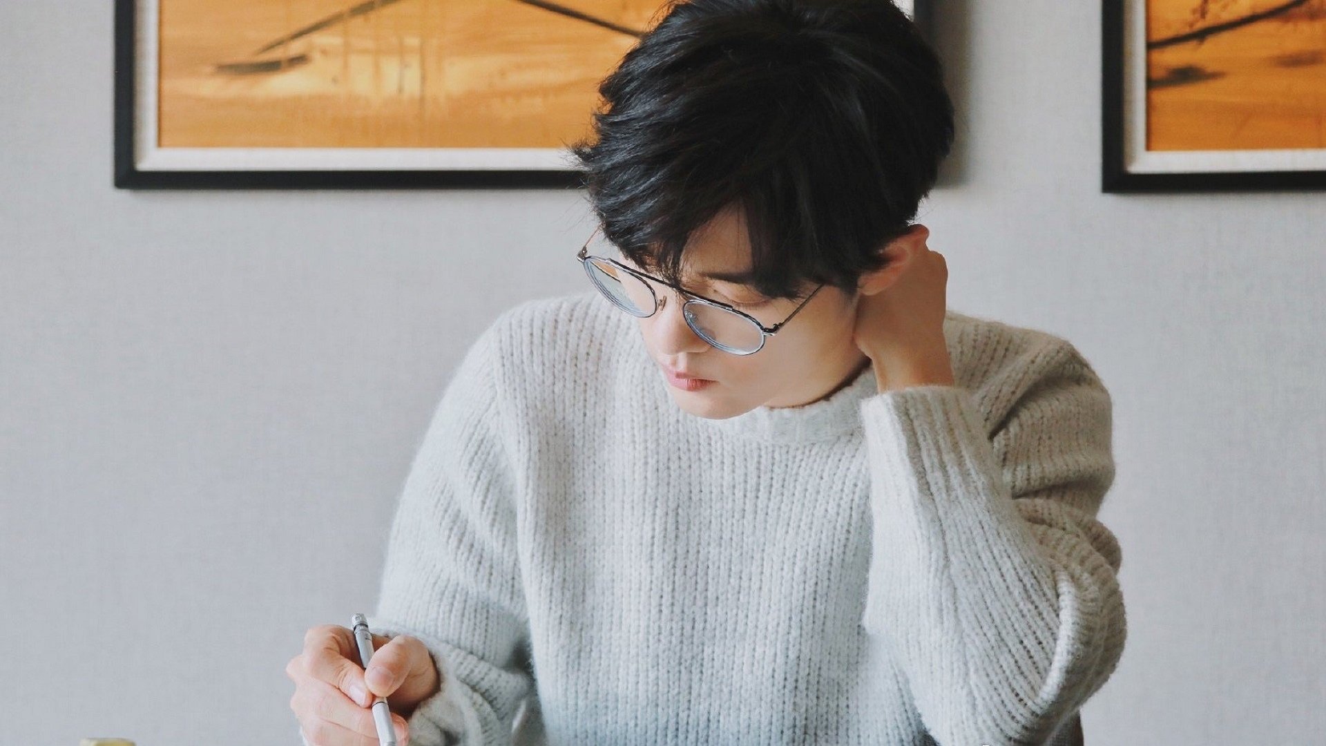 周泓余在女子围棋名人战中表现出色,晋级8强,中国女子围棋名人战周泓余