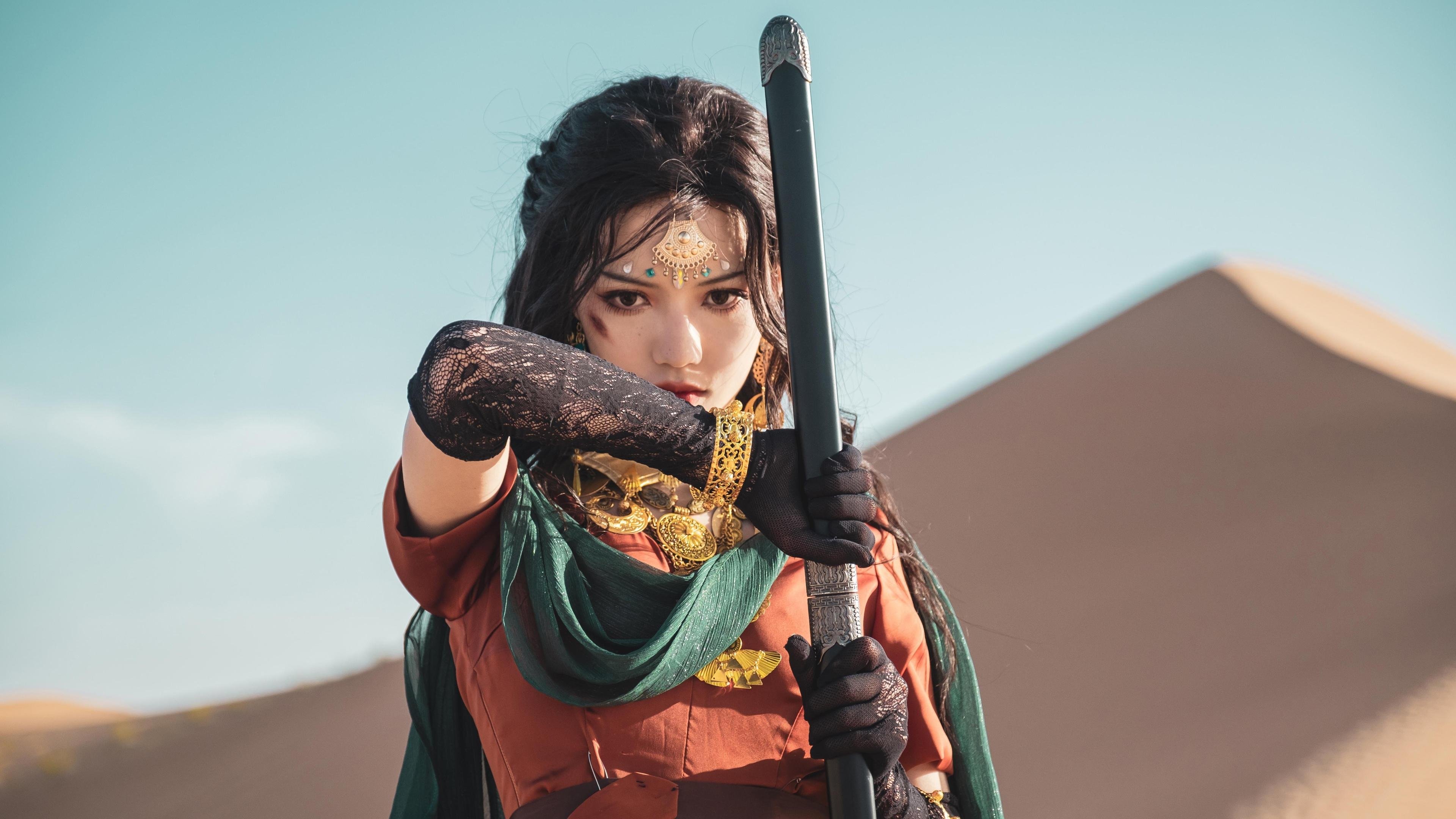 皇家马德里主场4-2击败塞维利亚，完美收官2024年，皇家马德里球赛