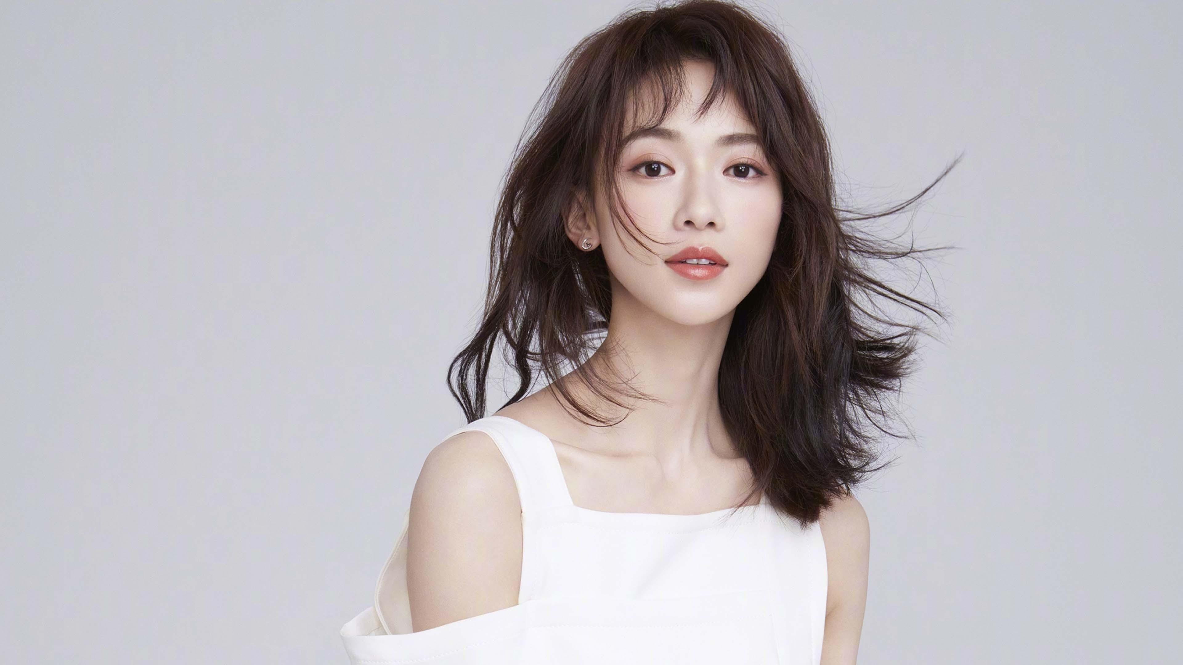 开云网页版-“高新体育中心网球赛：巅峰对决引爆全场热情”